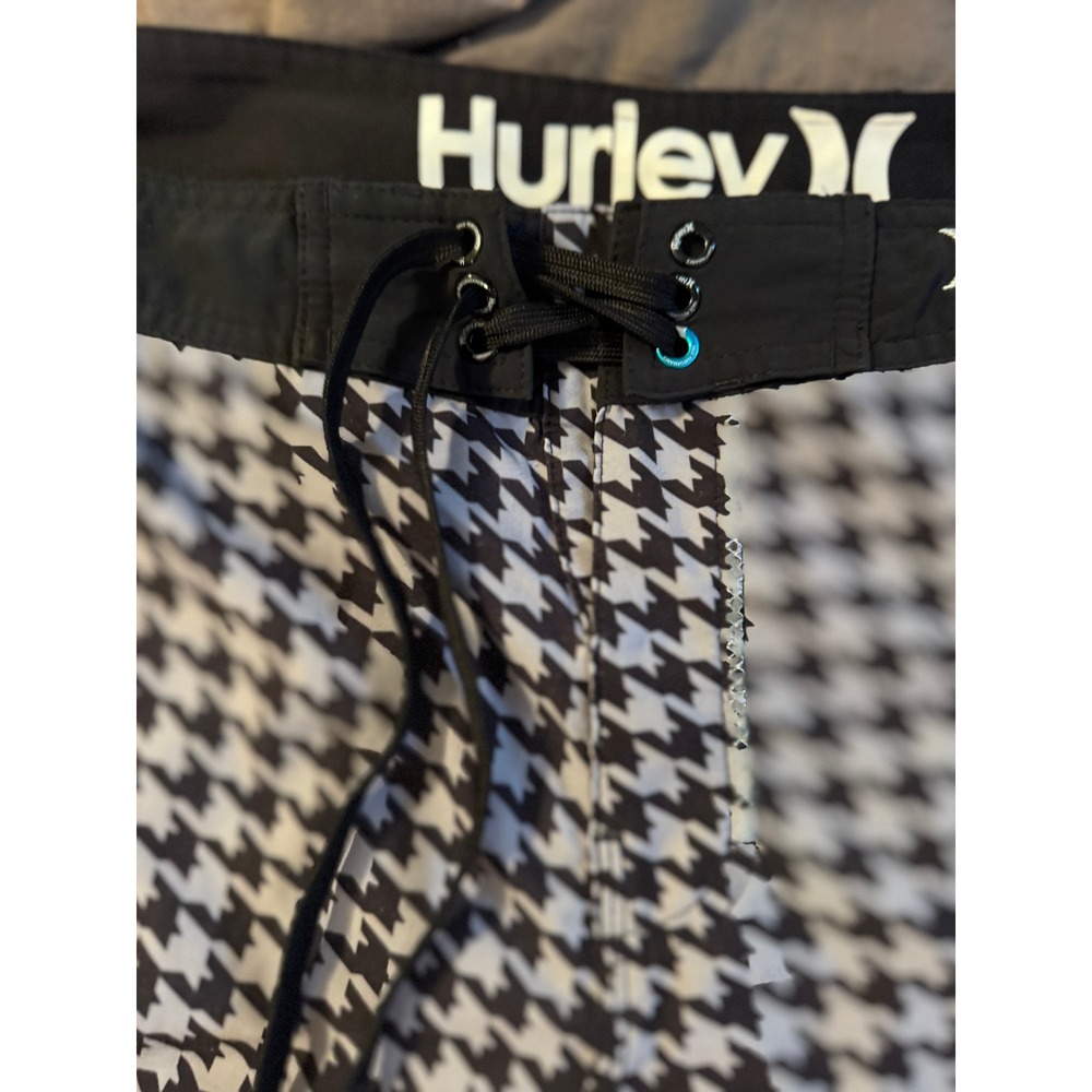 Hurley Phantom Board Shorts Mens 36 Black White Houndstooth Striped Swim Trunks - Picture 8 of 10